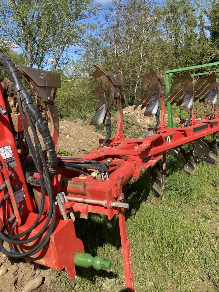 E-FARM: Vogel & Noot xms 950 vario - Pług - id MWMBGKW - 12 000 € - Rok produkcji: 2012 - Francja