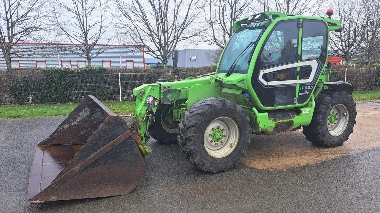 Merlo TF 42.7 CS-140 Chargeur télescopique  38 000 €