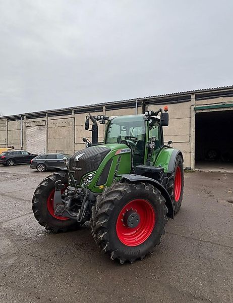 Fendt 724 Vario Трактор 110 000 €