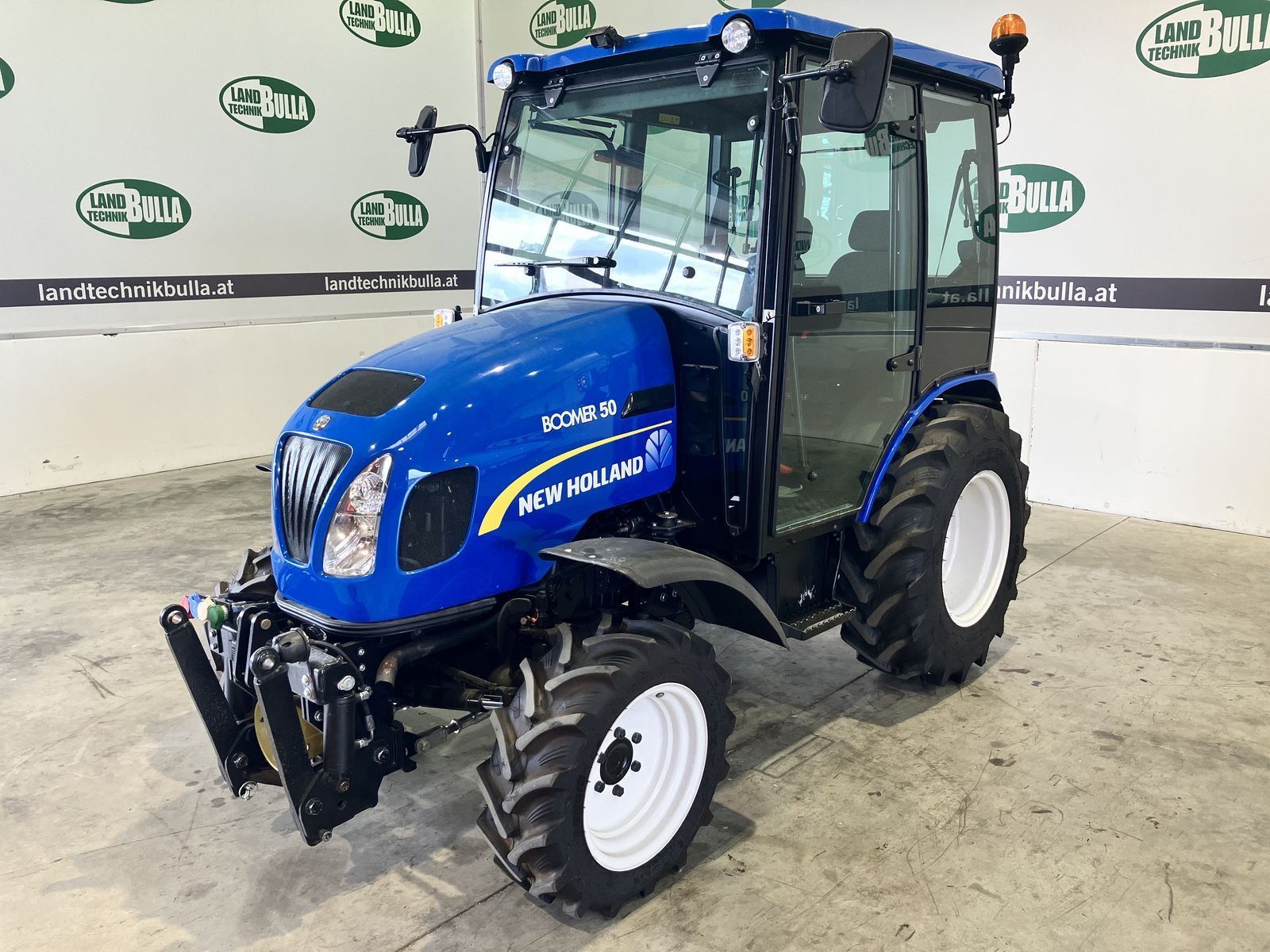 E-FARM: New Holland Boomer 50 - Traktor - id ZUQDMCS - 36 250 € - Rok produkcji: 2019 - Motogodziny: 110,Moc silnika: 48,Austria