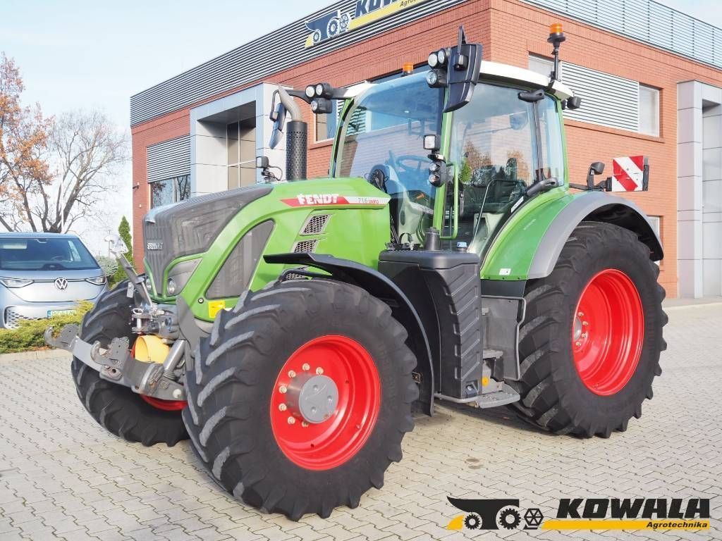 Fendt 716 Vario Power Plus Tractor €117,000