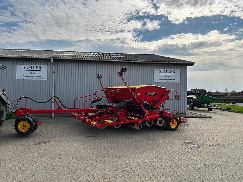 VÄDERSTAD Rapid 400 C Siewnik rzędowy/agregat uprawowo-siewny 30 108 €