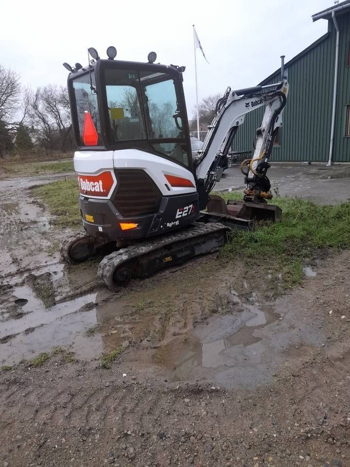Bobcat e 27z Mini bager 30.115 €