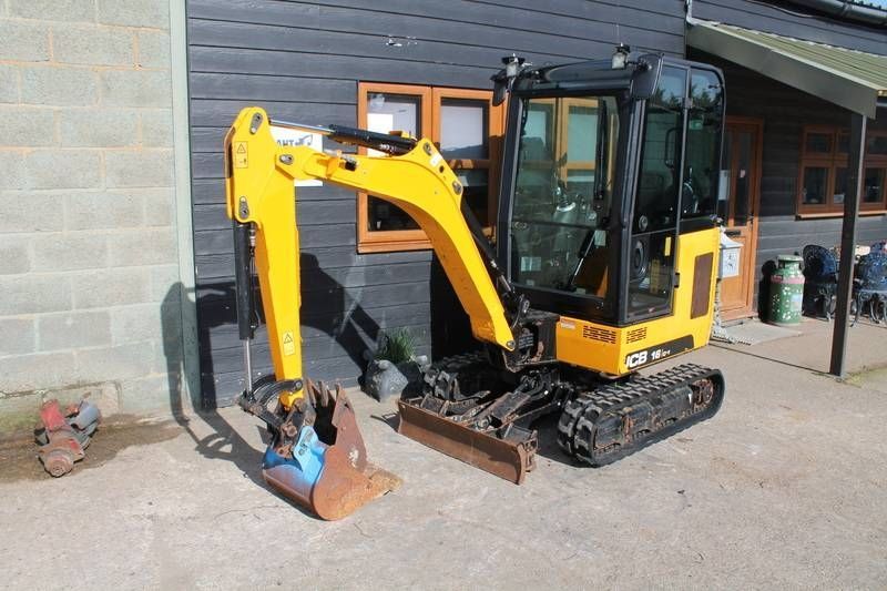 JCB 16 c-1 Minikoparka 15 170 €