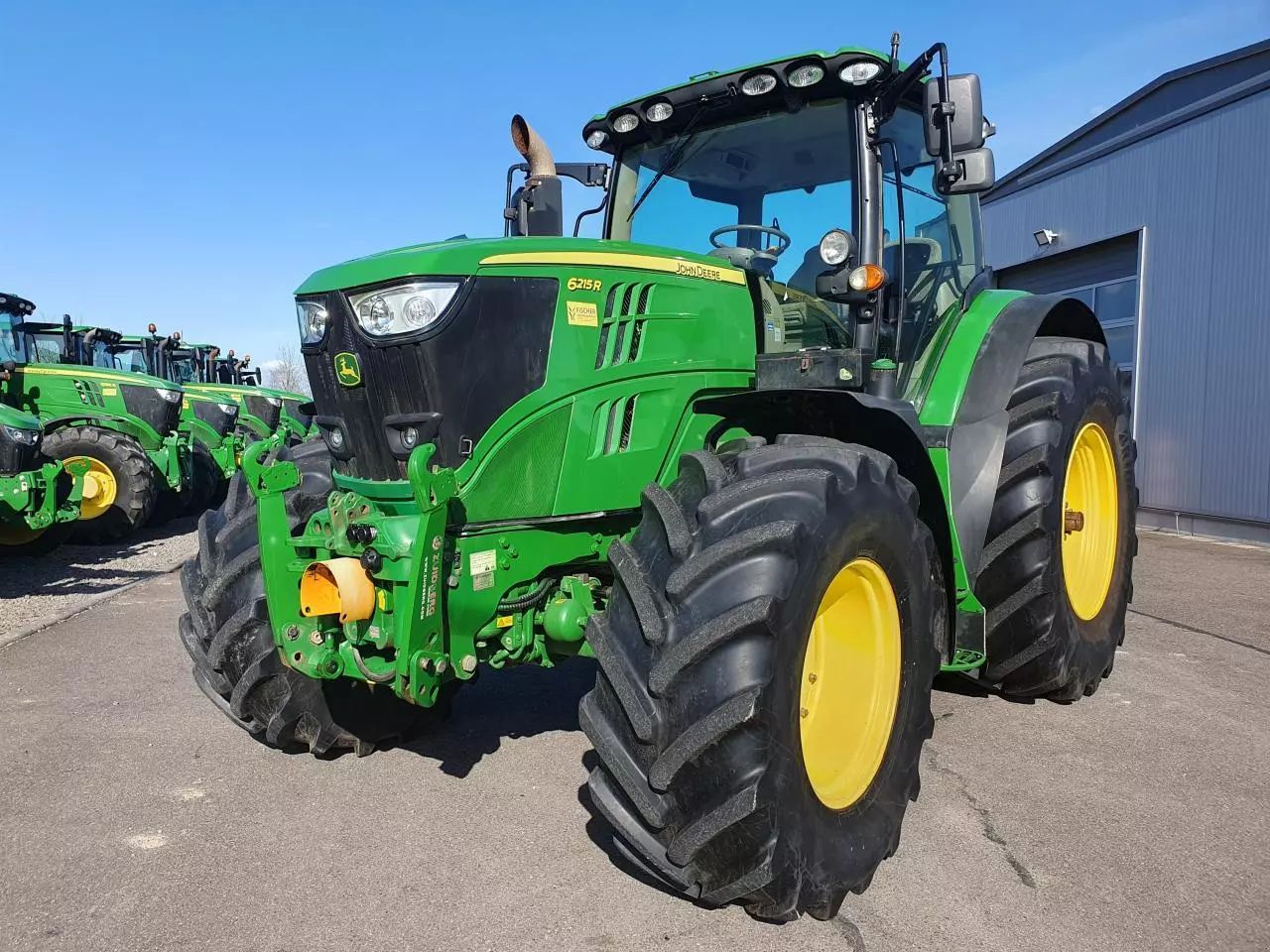 John Deere 6215 R Traktor 74.980 €