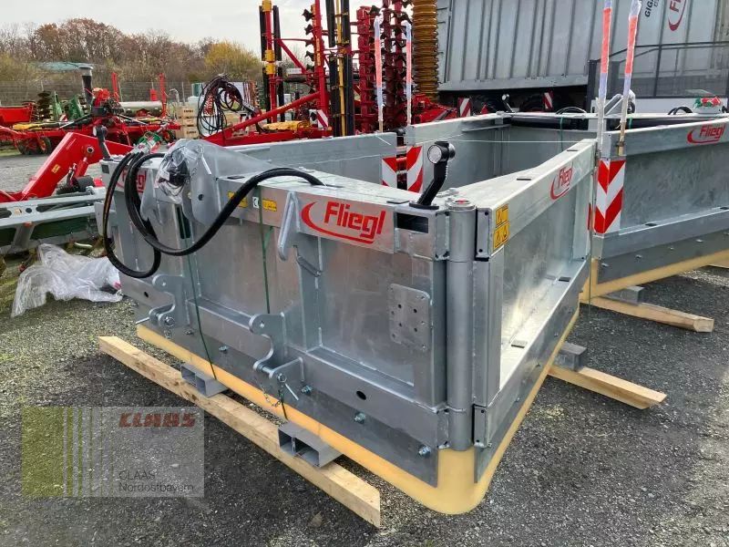 Fliegl gssflm200003v räumschild maxi Attachment €9,450