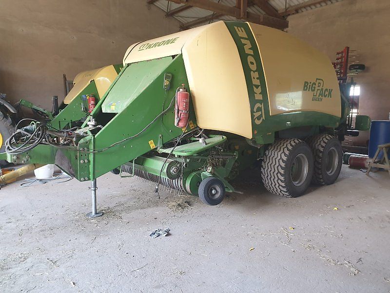 E-FARM: Krone Big Pack 1270 XC - Empacadora - id YVVNPGY - 44.916 € - Año: 2006 - Alemania