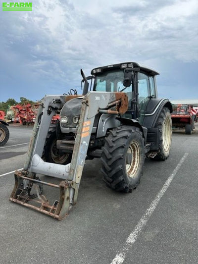 E-FARM: Valtra N101 HiTech - Tractor - id SNR9LRL - €40,500 - Year of construction: 2012 - Engine hours: 6,200,Engine power (HP): 110,France