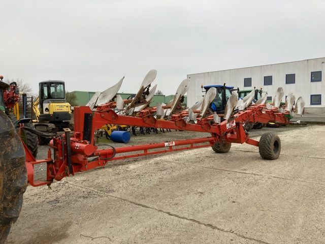 GREGOIRE BESSON sperb9 Charrue 6 500 €