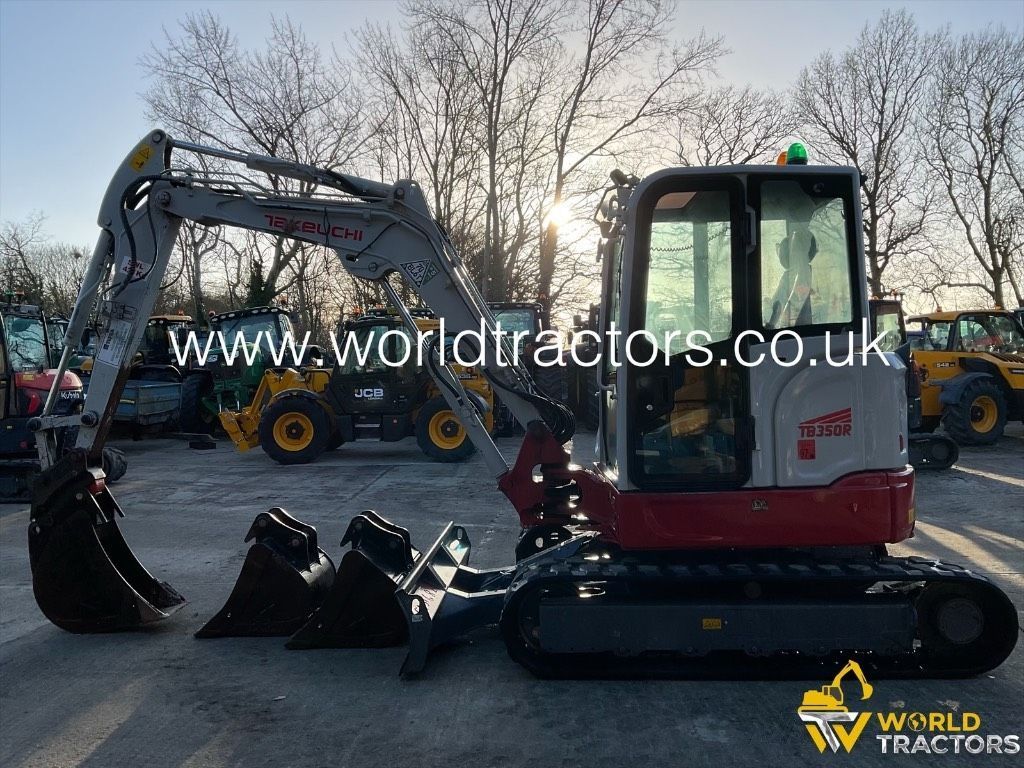 Takeuchi tb 350 r Mini-pelle 44 775 €