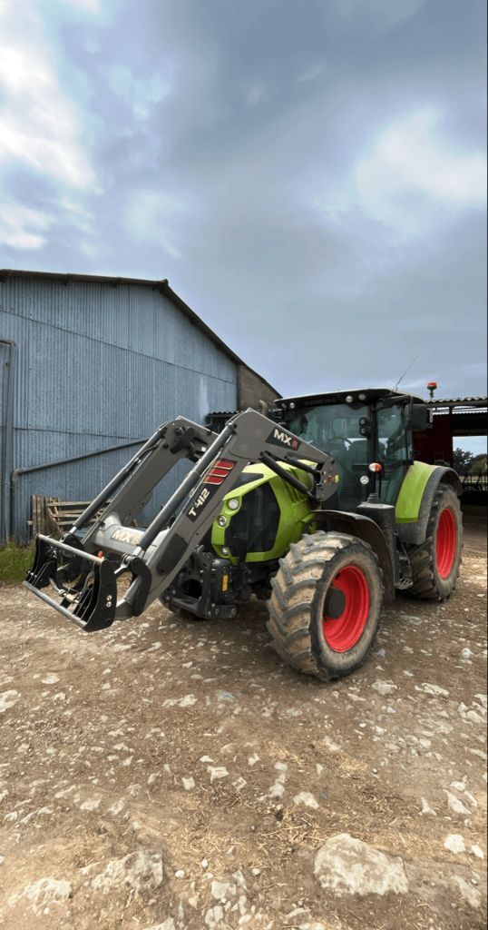 E-FARM: Claas Arion 620 - Tractor - id HJ2CJP9 - 58.000 EUR - Anul: 2014 - Citeste ore: 4.450,Muterea motorului: 158,Franța