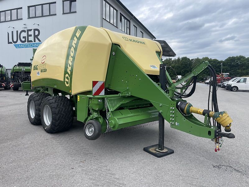 E-FARM: Krone BiG Pack 1270 VC - Empacadora - id CK443IF - 99.833 € - Año: 2021 - Austria