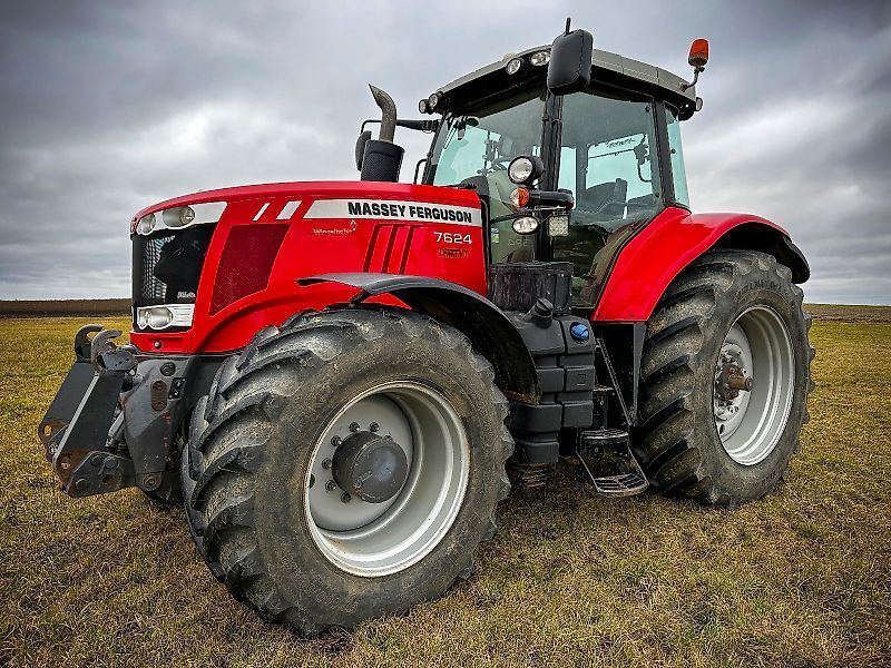 E-FARM: Massey Ferguson 7624 Dyna-VT Exclusive - Tractor - id W4YLD5R - 75.221 € - Año: 2015 - Horas: 4648,Potencia del motor: 235,Austria