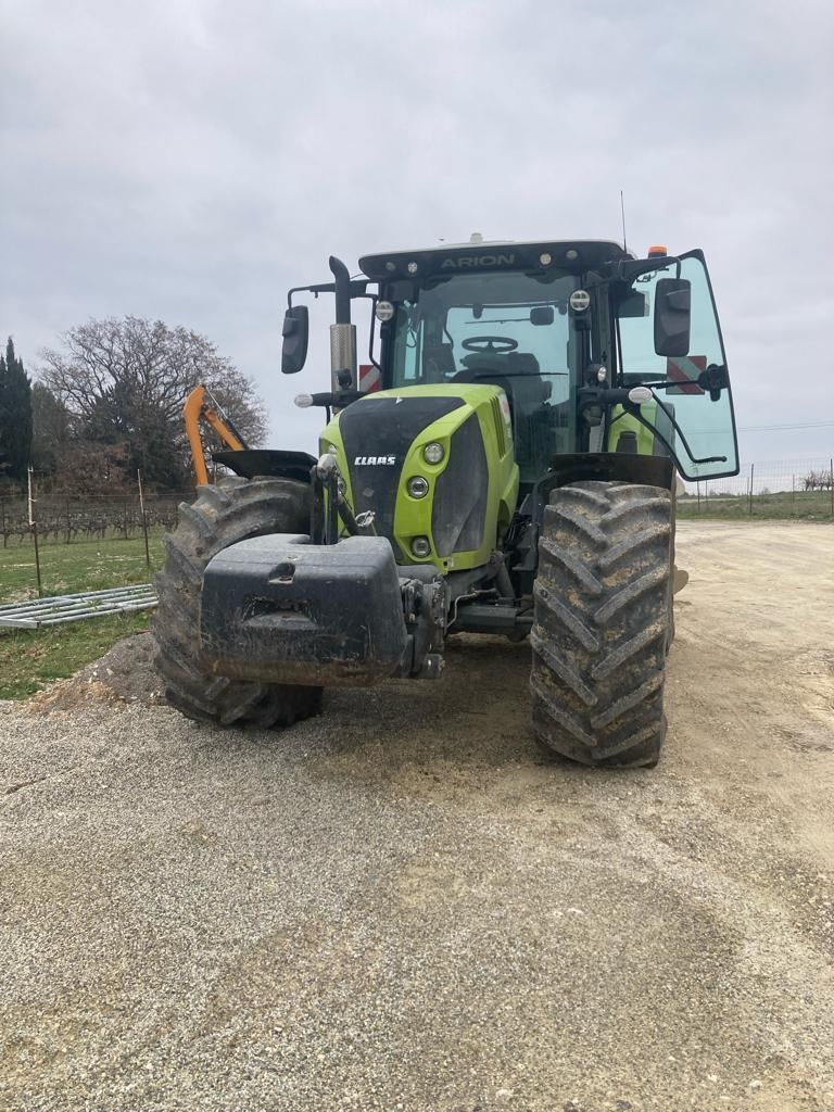 E-FARM: Claas Arion 660 CMATIC CEBIS - Tracteur - id 87TRDLQ - 140 000 € - Année: 2024 - Lecture du nombre d'heure: 600,Puissance du moteur (chevaux): 205,France