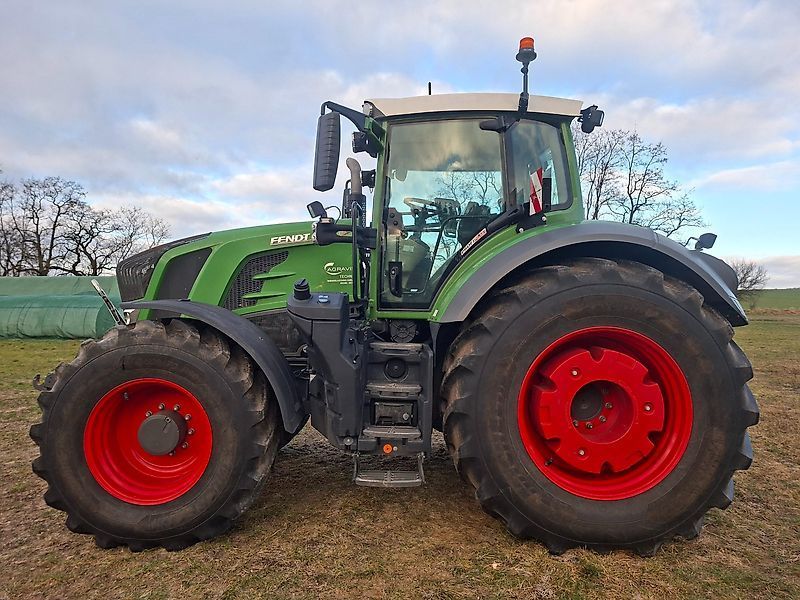 Fendt 828 Vario Profi Plus Tractor 114.000 EUR