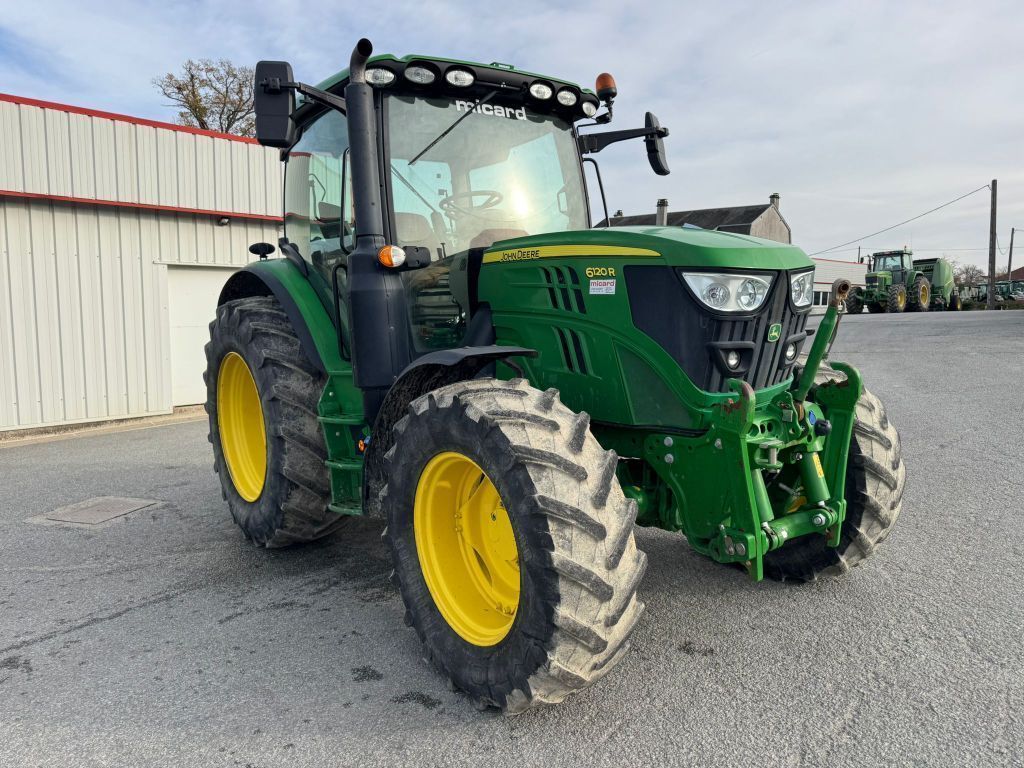 John Deere 6120 R Tractor €69,500