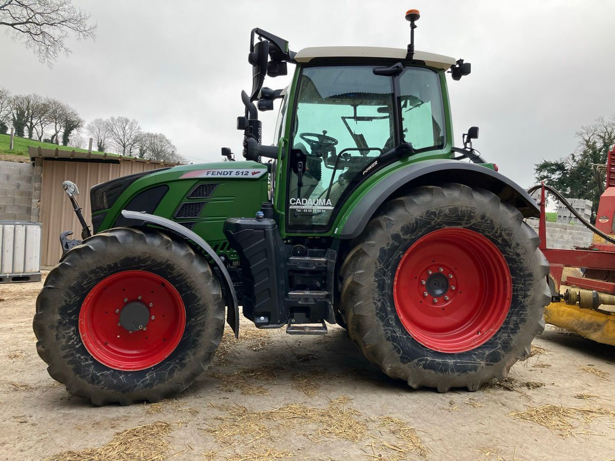 E-FARM: Fendt 512 Vario Power - Tractor - id JWI6VFS - €90,000 - Year of construction: 2018 - Engine hours: 4,400,Engine power (HP): 125,France