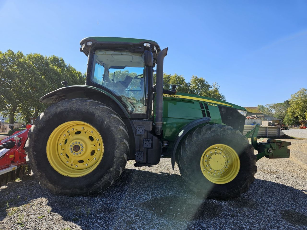John Deere 7250 R Tractor €66,000