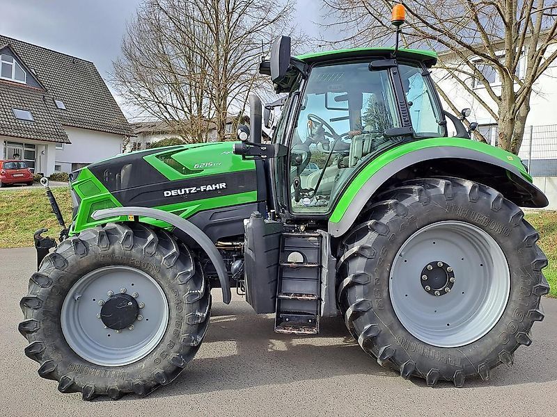Deutz-Fahr AgroTron 6215 Tractor 83.193 EUR