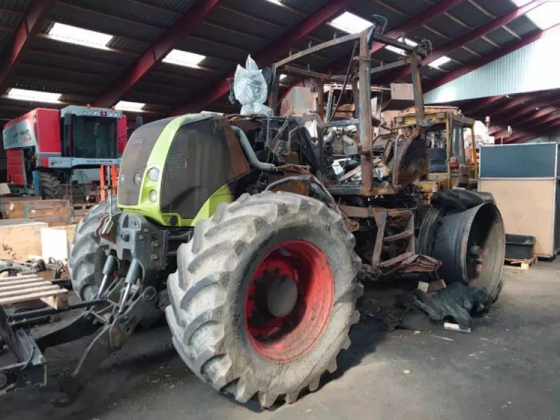 Claas Axion 840 Traktor