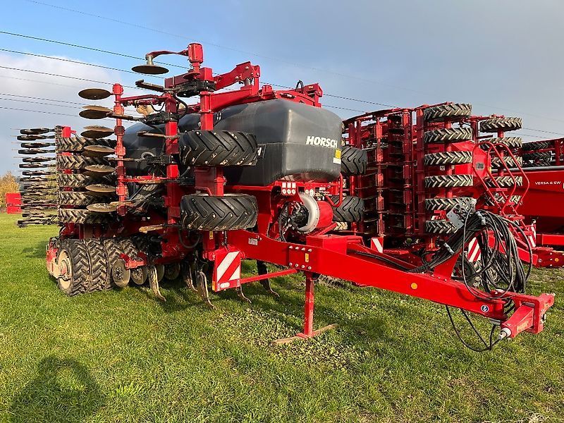 E-FARM: HORSCH Focus 6 TD - Siewnik rzędowy/agregat uprawowo-siewny - id IKAAIXJ - 138 900 € - Rok produkcji: 2024 - Niemcy