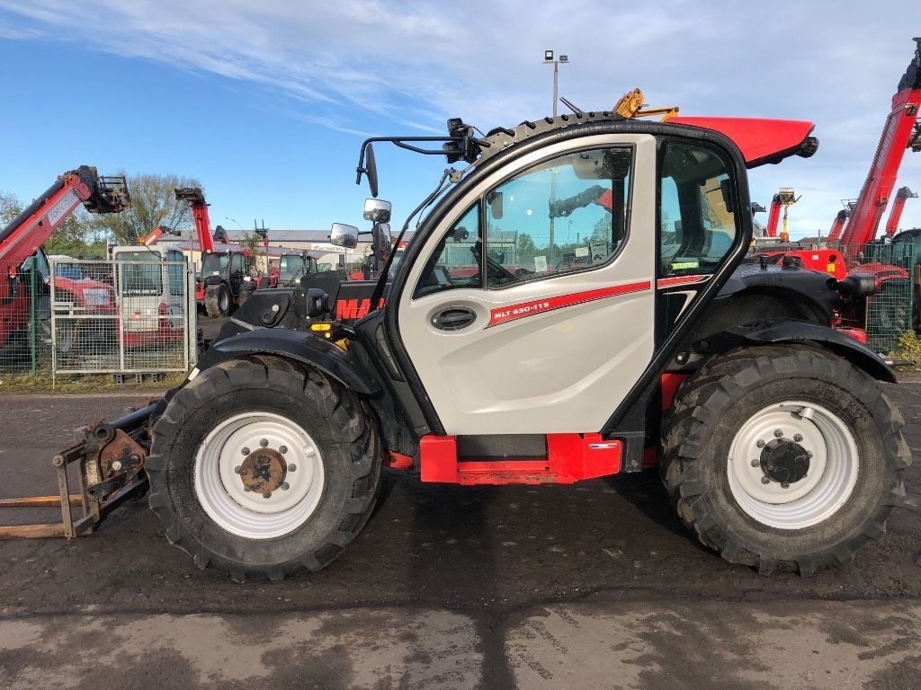 Manitou mlt 630-115 Teleszkópos rakodó 56 387 EUR