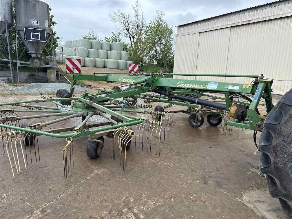 E-FARM: Krone Swadro 800/26 - Faneuse - id GPQYNC8 - 9 500 € - Année: 2005 - France