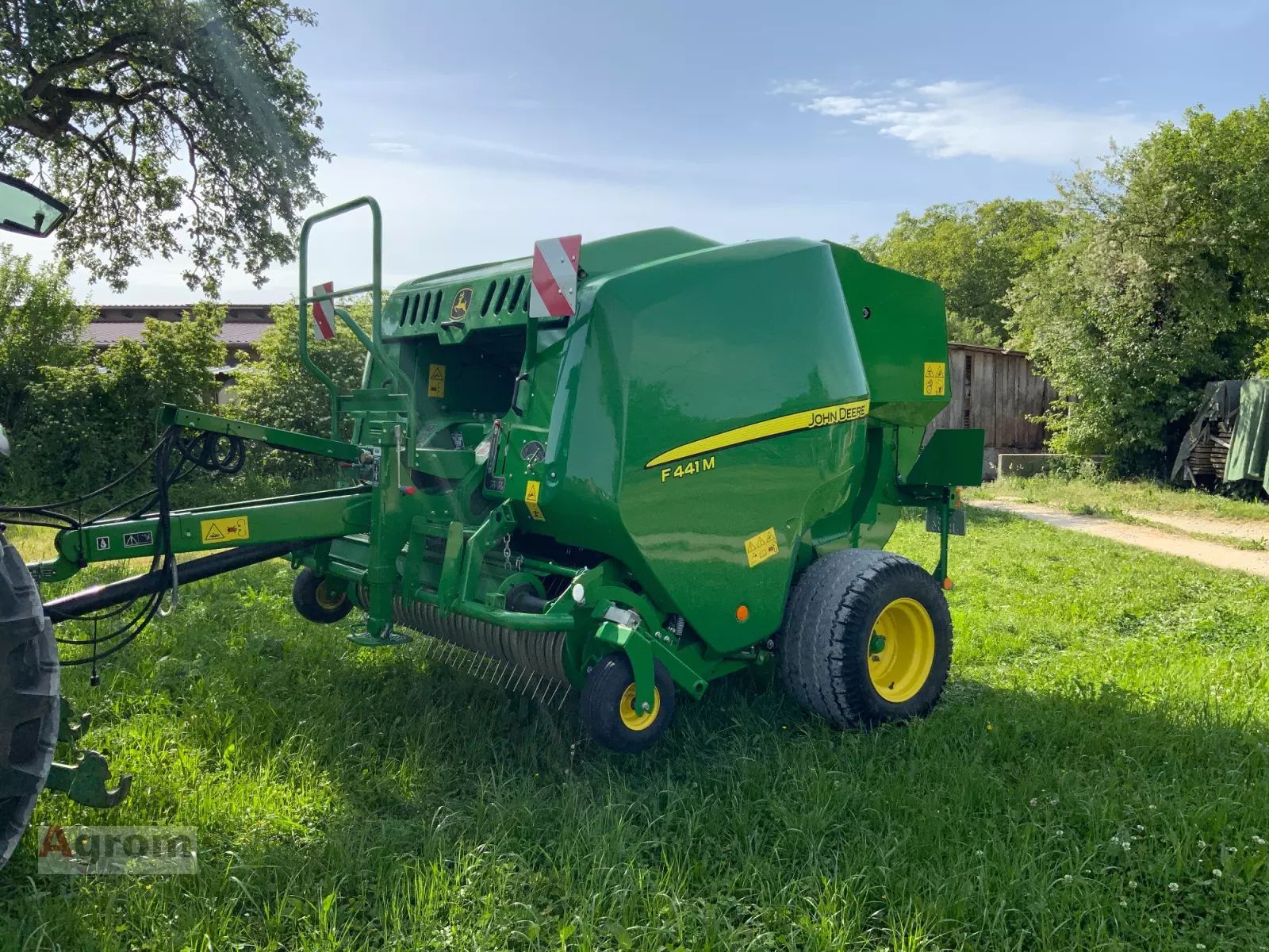 John Deere F441M Πρέσσα 37.570 €