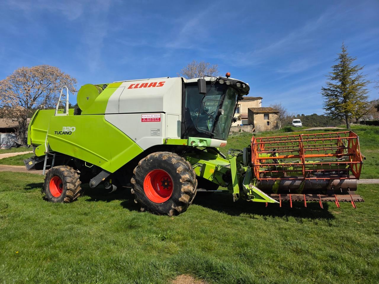 Claas Tucano 320 Combină de recoltat 60.000 EUR