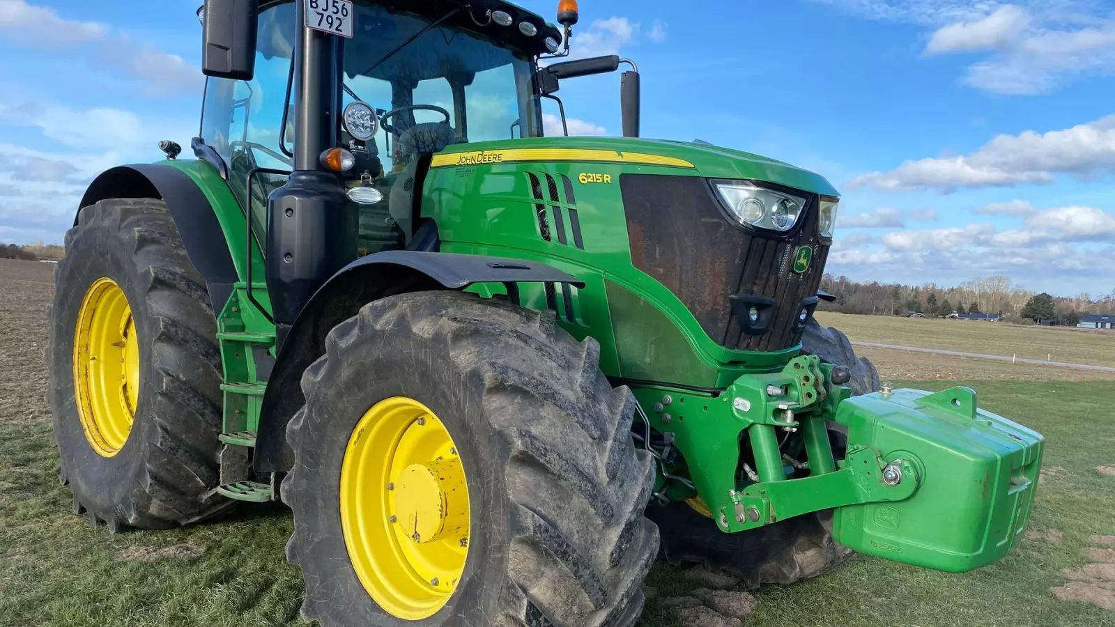 John Deere 6215 R Traktor 83.699 €