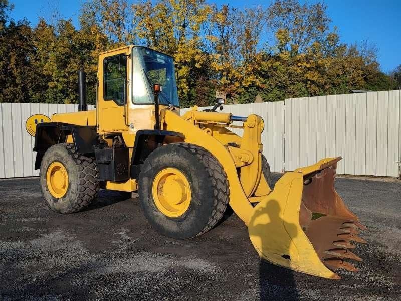 E-FARM: KOMATSU wa270-3 - Chargeuse sur pneus - id W3JPWBS - 13 900 € - Année: 1998 - Lecture du nombre d'heure: 11 650,Puissance du moteur (chevaux): 140,France