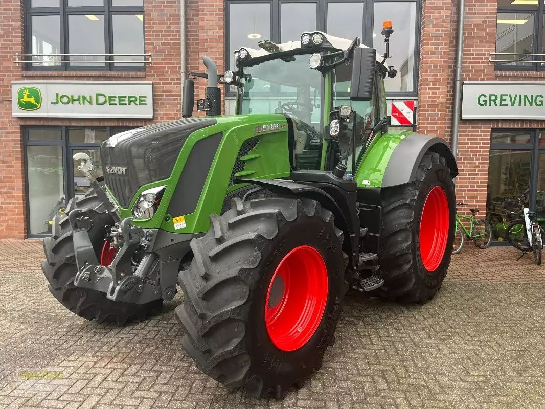 Fendt 828 Vario Profi Plus Trattore 152.500 €