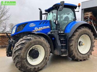 E-FARM: New Holland T7.275 HD - Tractor - id 5KGWFMS - €127,000 - Year of construction: 2018 - Engine hours: 1,900,Engine power (HP): 250,France