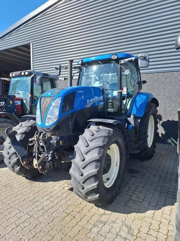 New Holland T7.210 Tractor €44,276