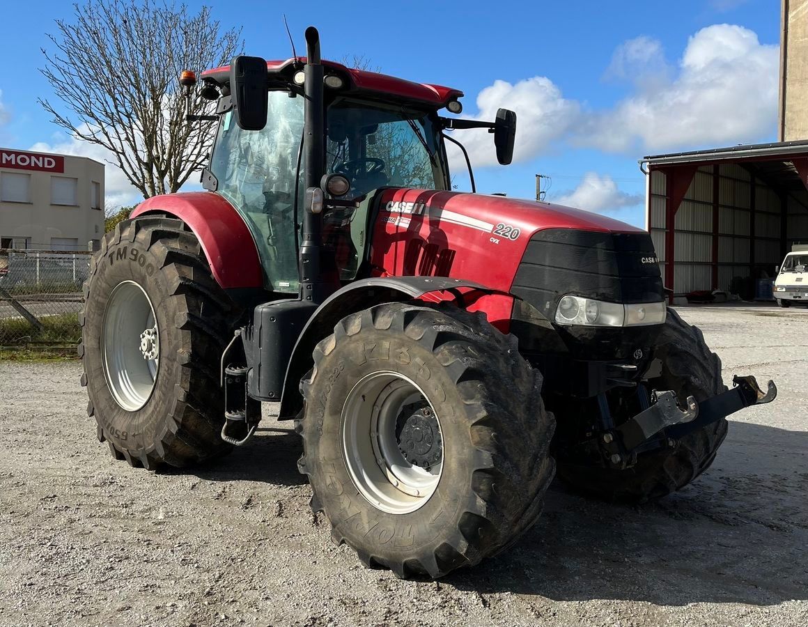 E-FARM: Case IH Puma 220 CVX - Tracteur - id S6VTIDH - 95 000 € - Année: 2015 - Lecture du nombre d'heure: 4 980,Puissance du moteur (chevaux): 220,France