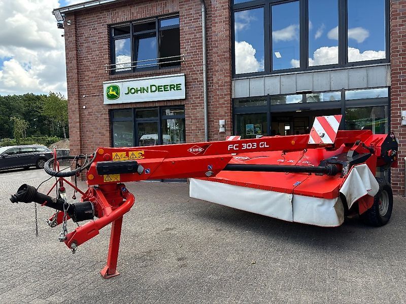 E-FARM: Kuhn FC 303 GL - Mower - id PA6HPCD - €10,950 - Year of construction: 2013 - Germany