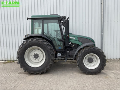 E-FARM: Valtra A93 - Τρακτέρ - id FITGBXT - 39.000 € - Χρονία: 2016 - Μετρητής ωρών: 2.500,Ισχύς κινητήρα: 95,Γερμανία