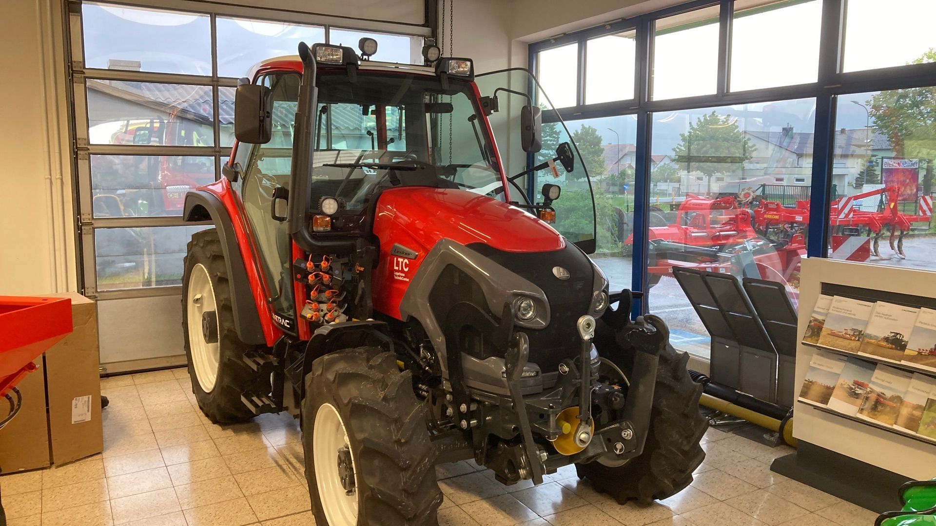 Lindner Lintrac 80 Tractor 92.417 €