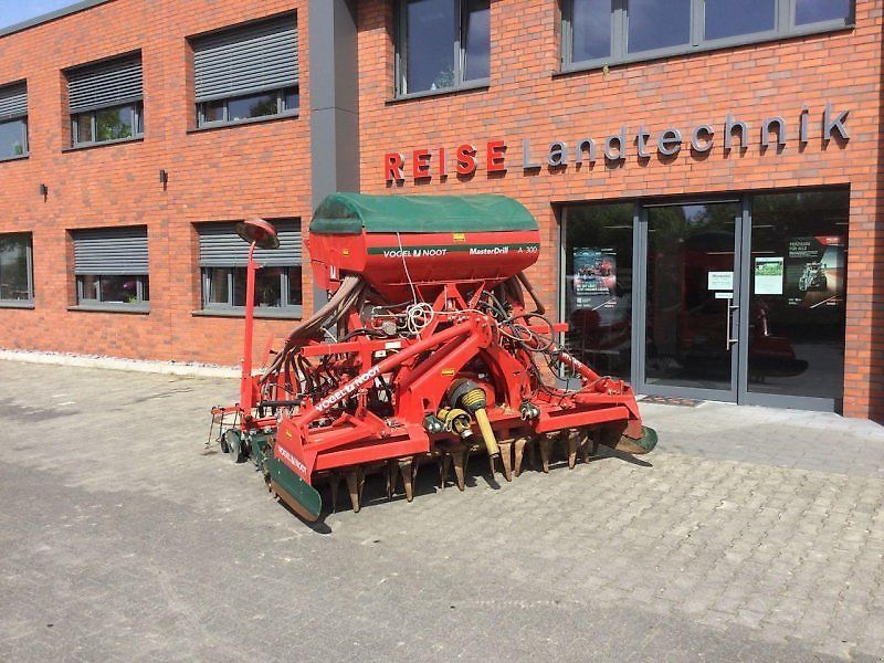 E-FARM: Vogel & Noot MasterDrill A 300 - Vetőgép - id EDMTFQP - 15 000 EUR - Gyártási év: 2011 - Németország