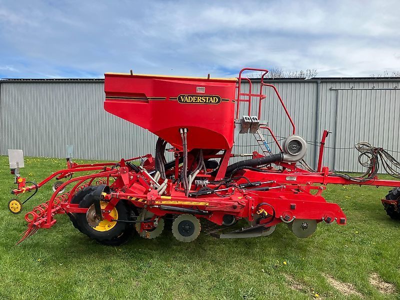 VÄDERSTAD rapid 400 rda Siewnik rzędowy/agregat uprawowo-siewny 21 008 €