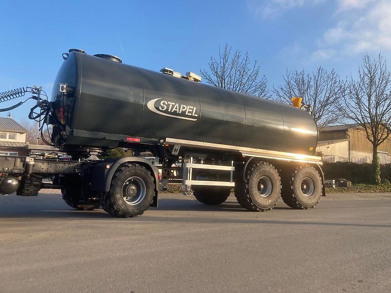 STAPEL ta 28.000 lt. pt Gülletankwagen 92.500 €