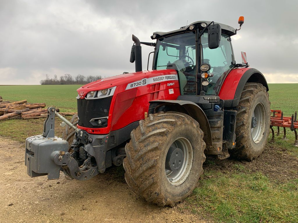 E-FARM: Massey Ferguson 8730 Dyna-VT - Tractor - id EW4RATS - 127.000 € - Año: 2019 - Horas: 2800,Francia