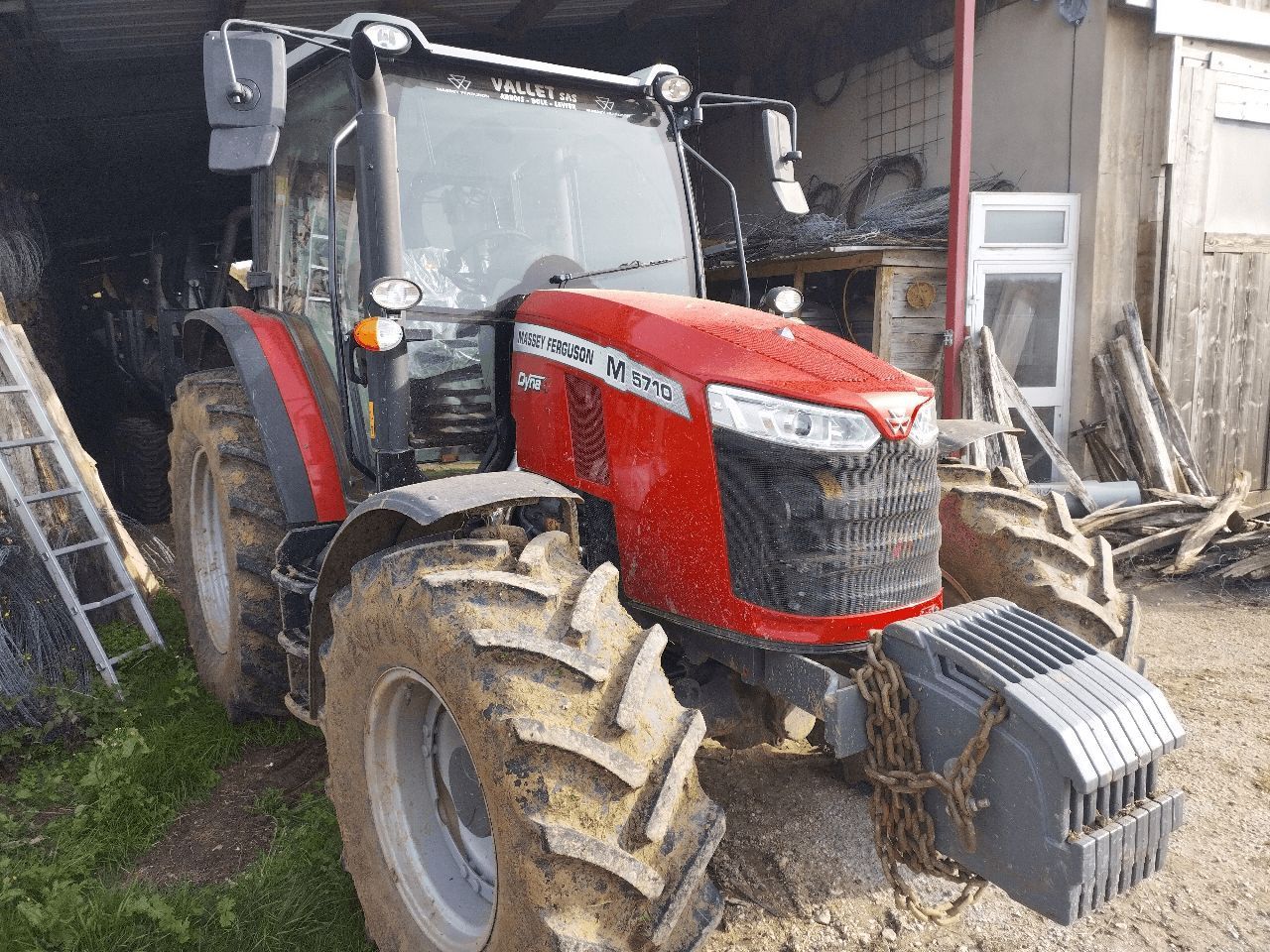 Massey Ferguson 5710M Tractor €54,000