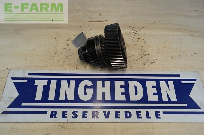 John Deere 2250 Traktor