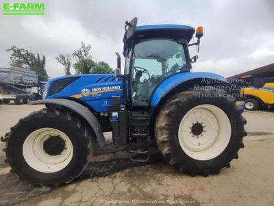 E-FARM: New Holland T7.230 - Tractor - id WLP8KMW - €80,000 - Year of construction: 2018 - Engine hours: 3,400,Engine power (HP): 200,France