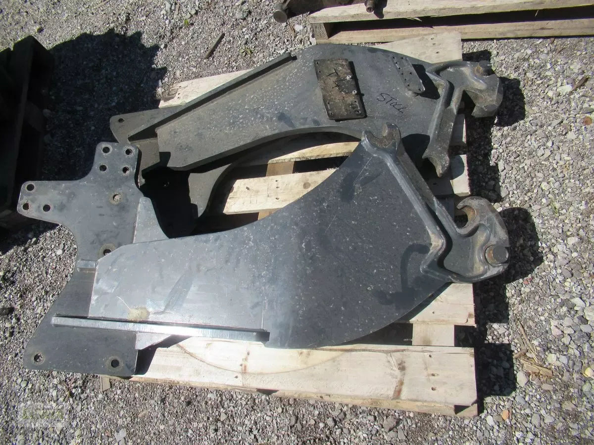 E-FARM: STOLL frontladerkonsole - Anbaugerät - id 5XZ7GGD - 1.500 € - Österreich