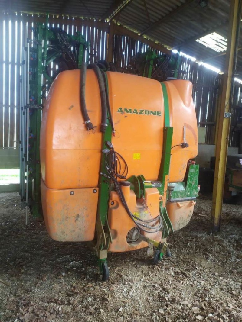 Amazone uf 2801 twin sprayers €39,500