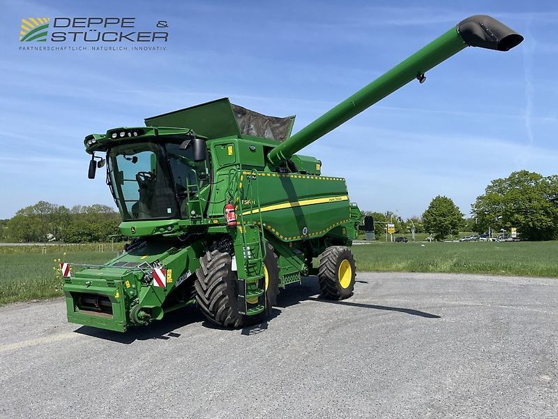 E-FARM: John Deere T560 - Combine harvester - id TTMEJME - €194,900 - Year of construction: 2020 - Engine hours: 758,Engine power (HP): 387,Germany