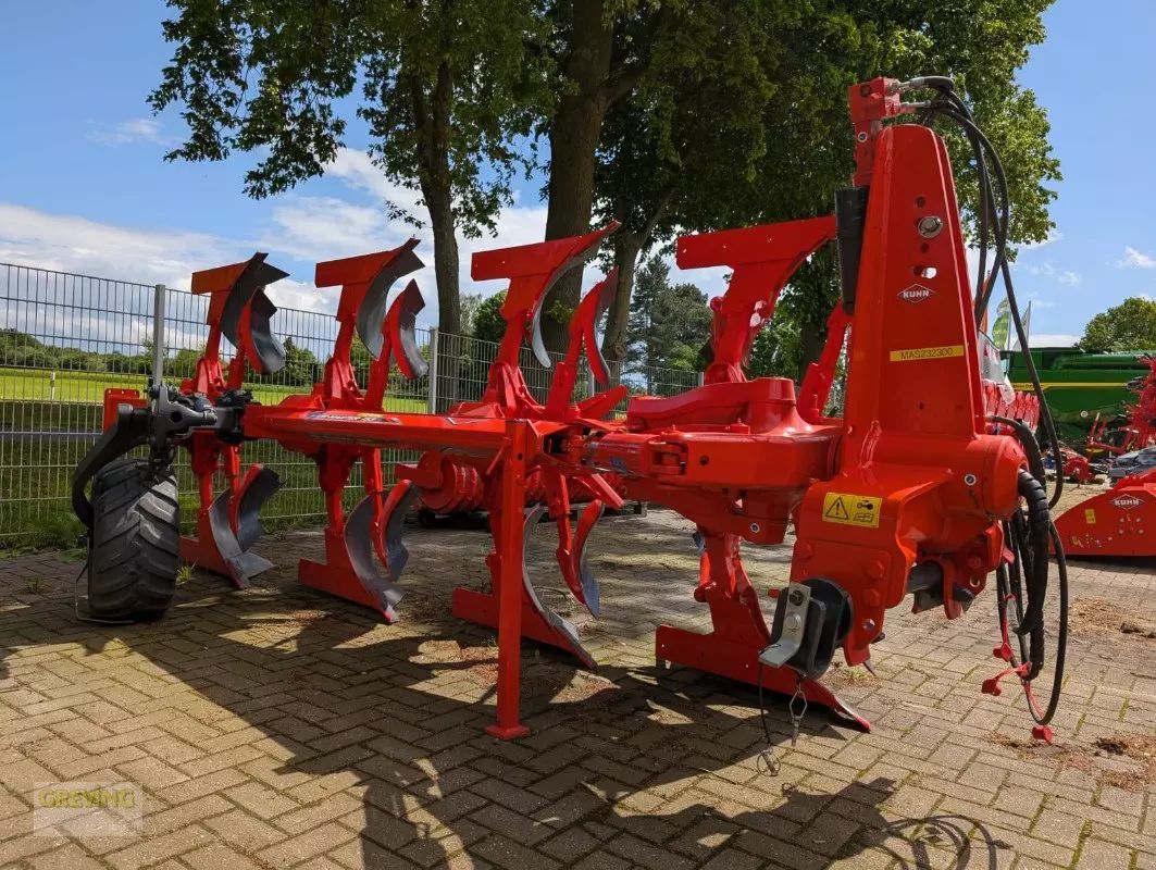 Kuhn Vari-Master 153 4E Plough €26,600