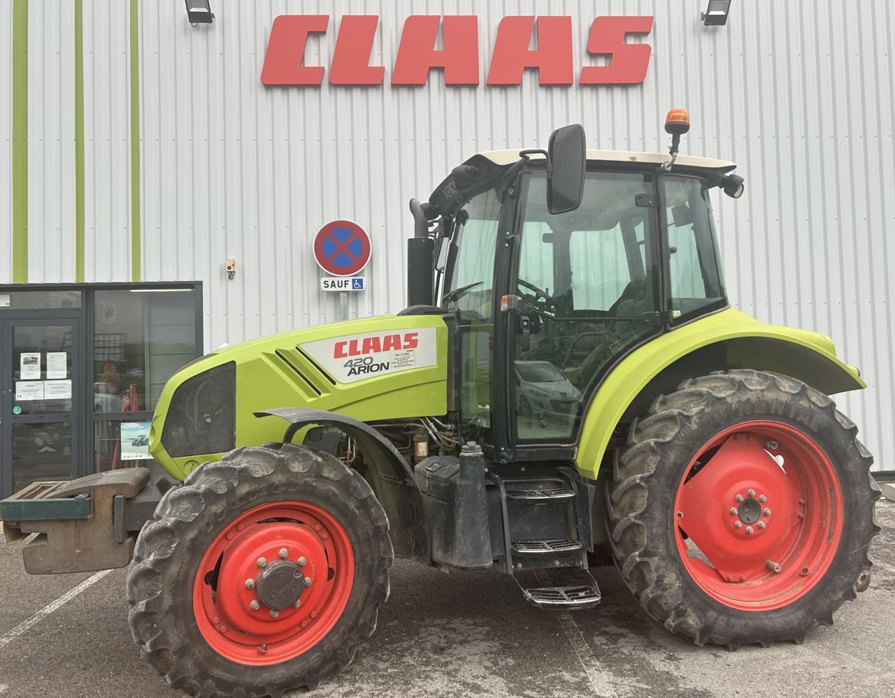E-FARM: Claas Arion 420 - Traktor - id MSY395C - Baujahr: 2013 - Abgelesene Motorstunden: 6.300,Motorleistung (PS): 100,Frankreich
